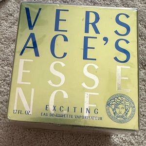 Brand new Versace Essence Exciting Eau De Toilette
